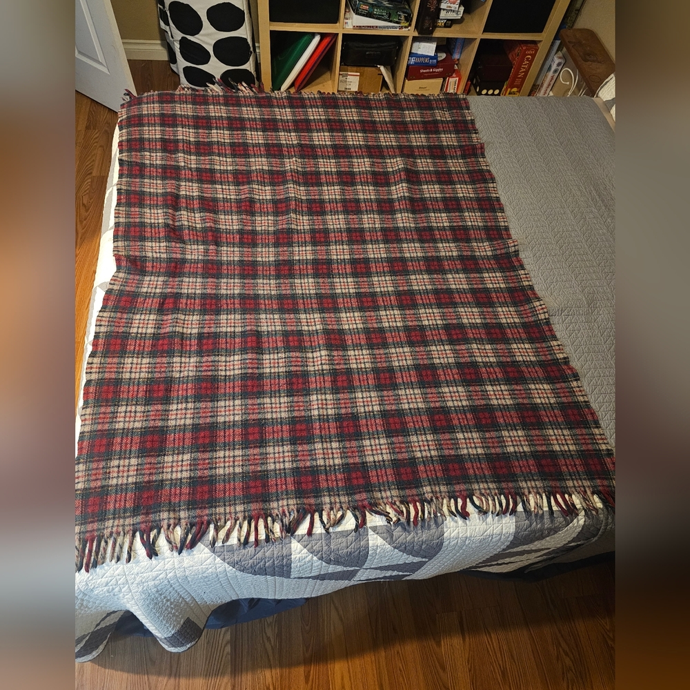 Non-Branded wool stadium lap blanket (Read description)